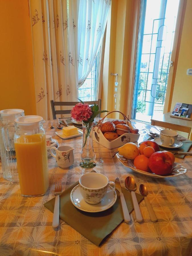 Villa Dei Tramonti Гавирате Экстерьер фото