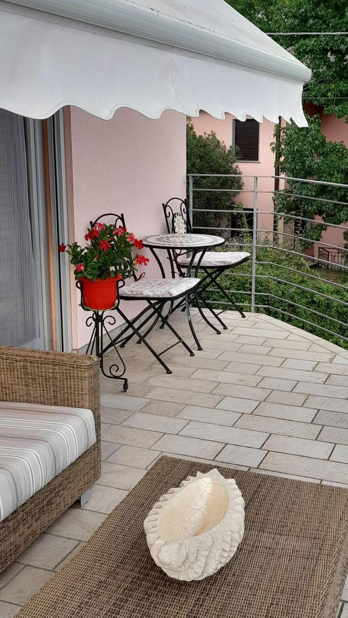 Villa Dei Tramonti Гавирате Экстерьер фото